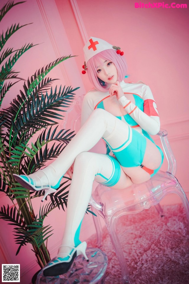 DJAWA Photo - Bambi (밤비): "Cling To Latex" (46 photos)